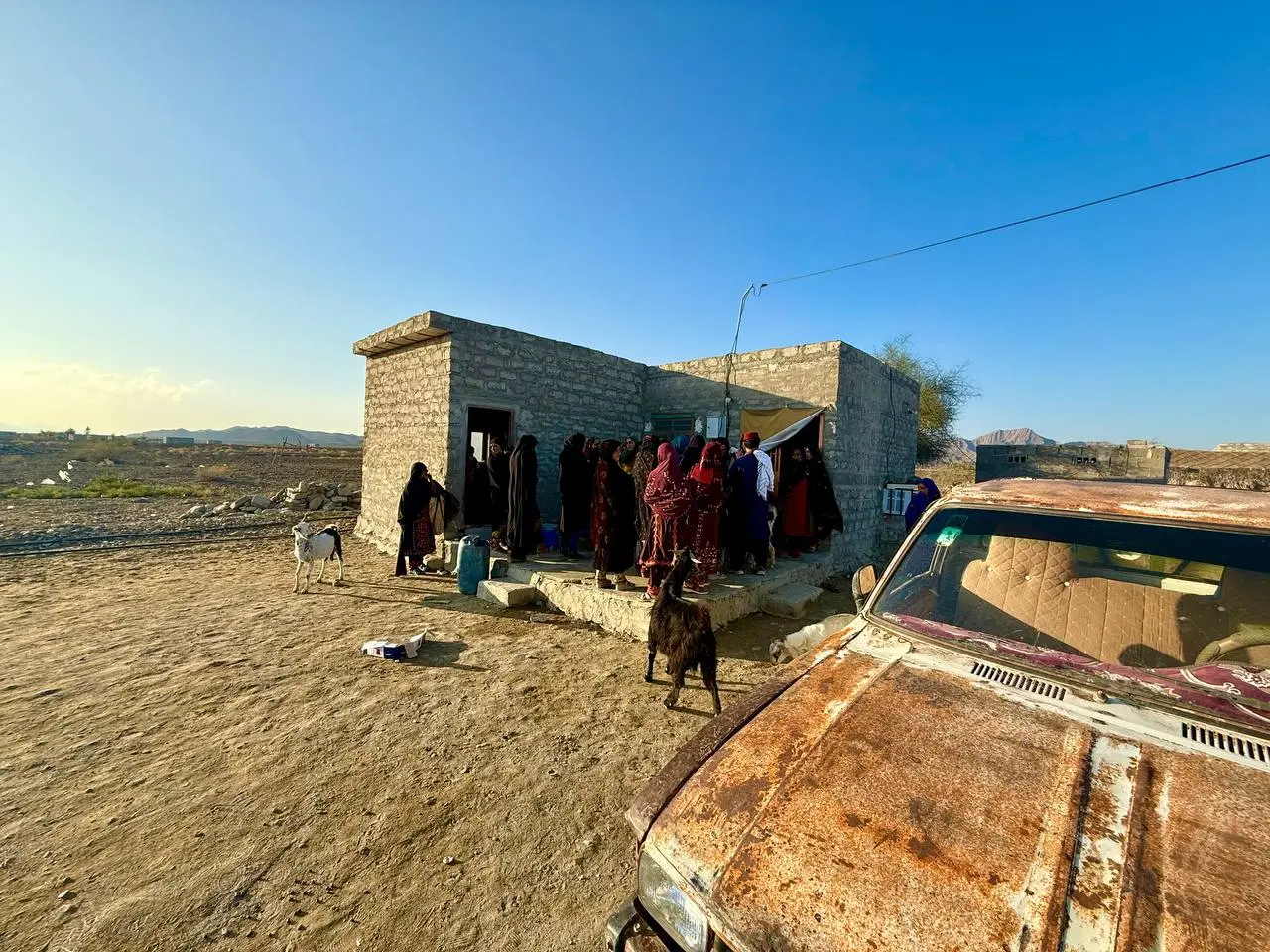 از تقاضای یک جفت کفش تا مطالبه هویت؛ روایت رنج زنان و کودکان در روستای کپرنشین گورشون 