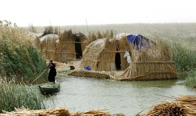 برای گردشگران خوزستان نیاز به ساخت هتل و ایجاد اماکن اقامتی بیشتری است / برای ارتقاع گردشگری باید بناهای تاریخی مرمت و مراقبت شوند