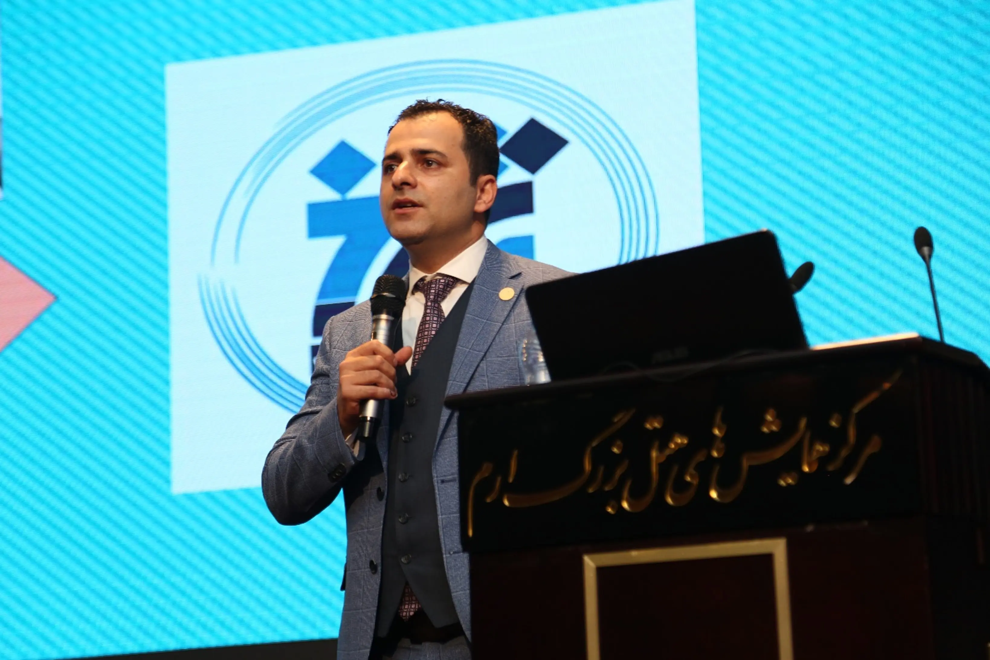 راز موفقیت سلکت ویزا در مهاجرت به استرالیا؛ گفتگو با دامون آرین