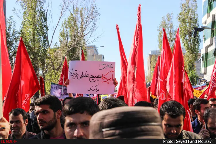 گزارش تصویری راهپیمایی 13 آبان در اردبیل