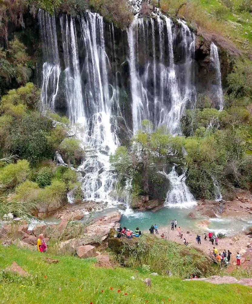 پرواز پرستوها در شهر آجری ایران/ دزفول شهر آب و آجر