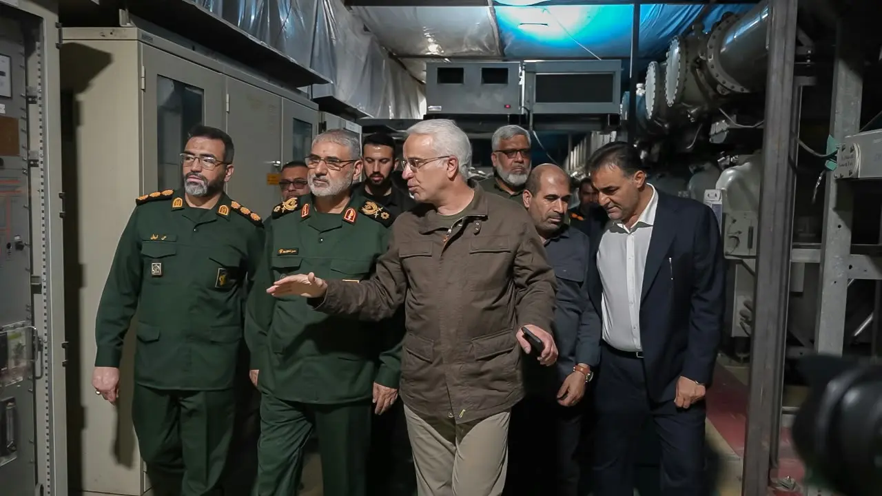 بازدید فرمانده سپاه خوزستان از پروژه&zwnj;های بازسازی فجر انرژی خلیج&zwnj;فارس 