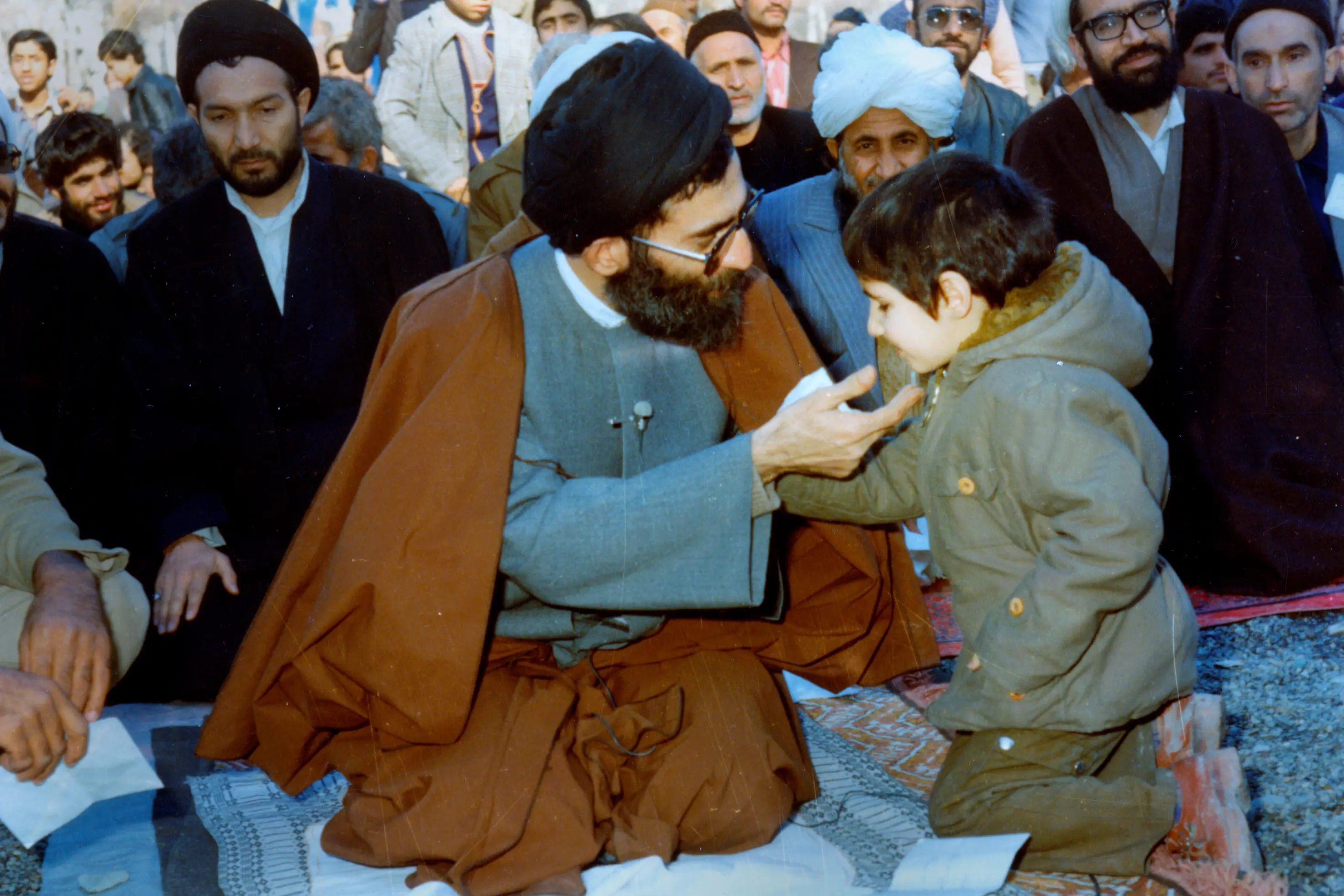 چند عکس قدیمی از رهبر شهید انقلاب اسلامی 