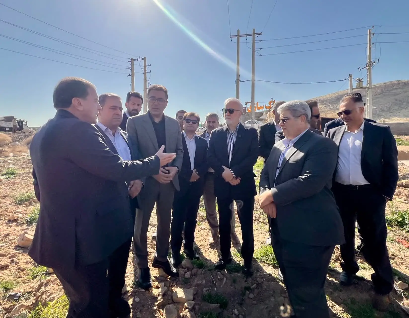 عزم مشترک برای پایان بوی نامطبوع در ورودی شرق شیراز/ ساماندهی فاضلاب پل فسا طی ۵ ماه