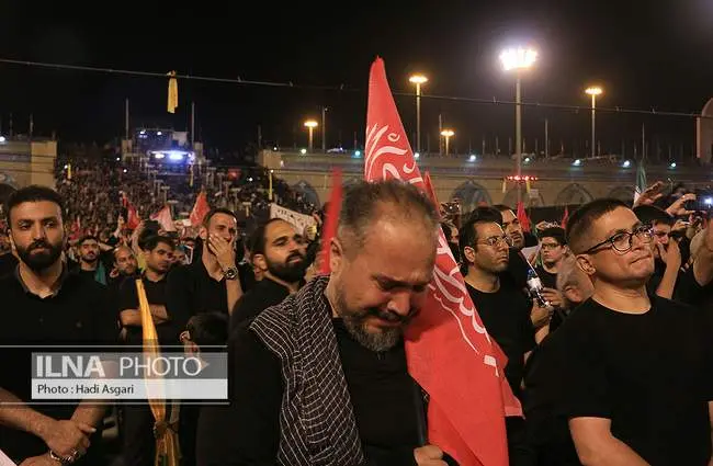 گزارش ایلنا از دومین روز از مراسم وداع با رهبر شهید/ زمان وداع تمدید شد/ حضور فرزندان رهبر شهید در مراسم امروز