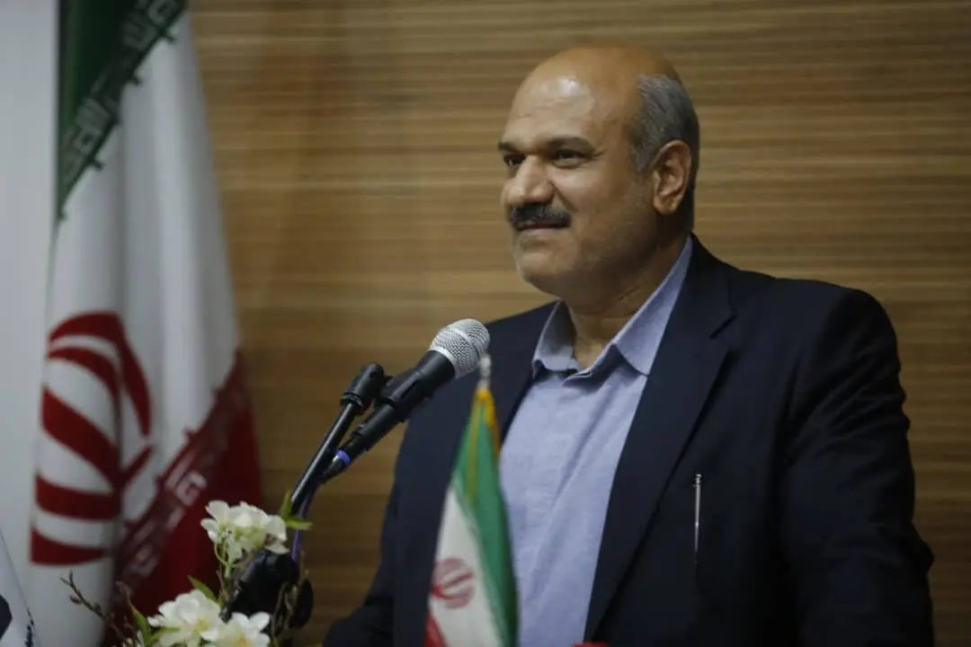گمرکات کشور ستون فقرات تجارت و ضامن آرامش روانی جامعه‌اند