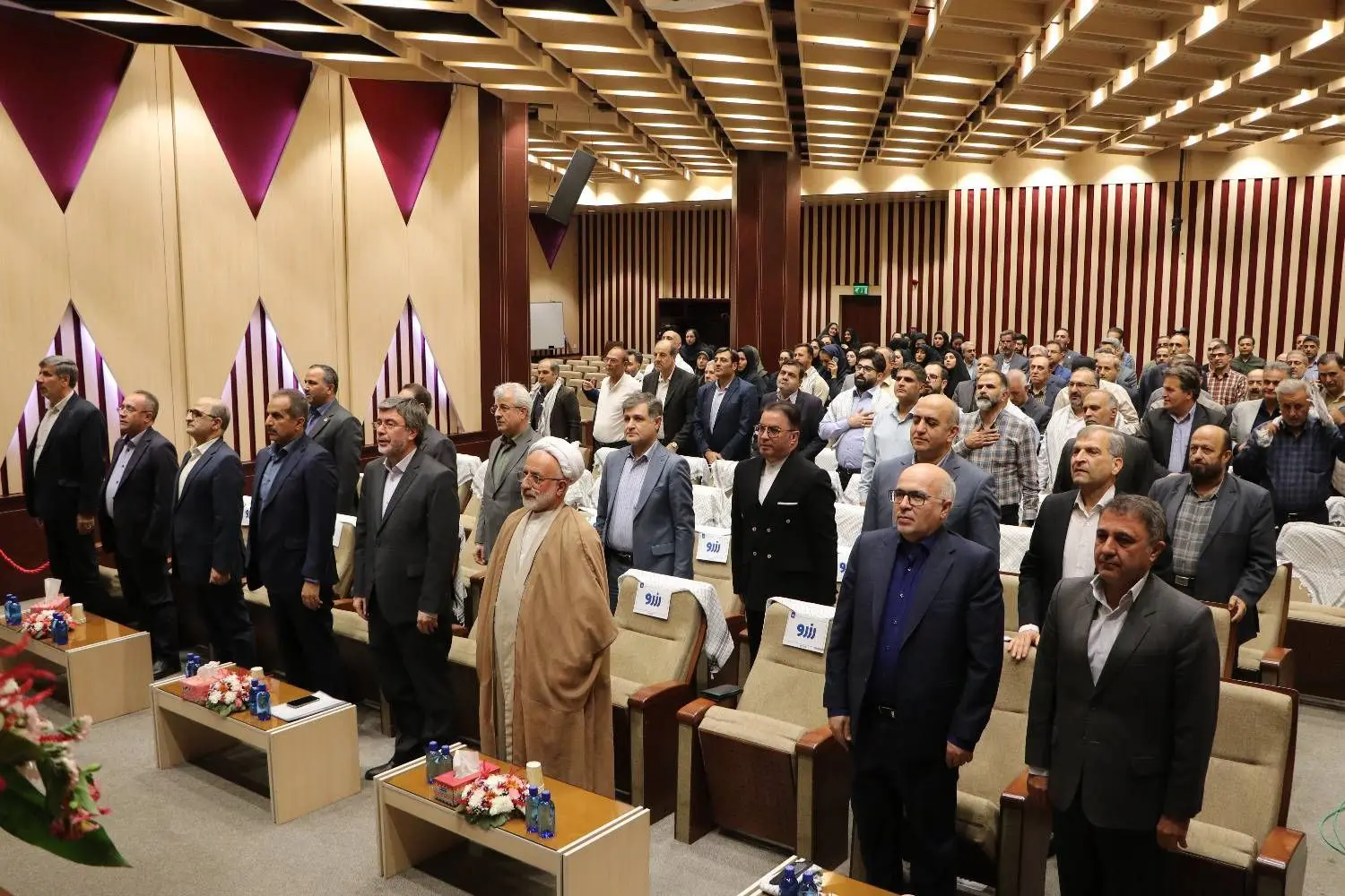 از جبهه‌های نبرد تا سنگر اعتماد ملی؛ روایت ایستادگی بیمه ایران در دفاع مقدس