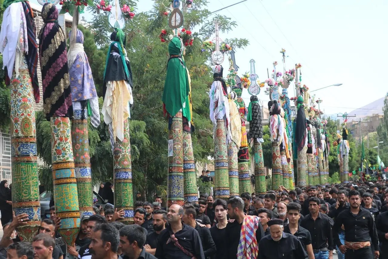 استان مرکزی از کهنترین خاستگاههای آیینهای عاشورایی در فلات مرکزی ایران است/عَلَم، نخل، تعزیه و چغچغه؛ چهارسوق عزای حسینی در استان