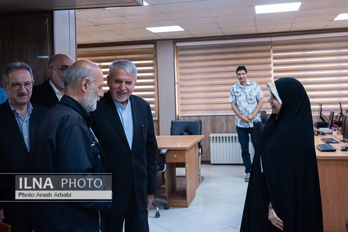بازدید وزیر میراثفرهنگی، گردشگری و صنایعدستی از خبرگزاری ایلنا به مناسبت روز خبرنگار