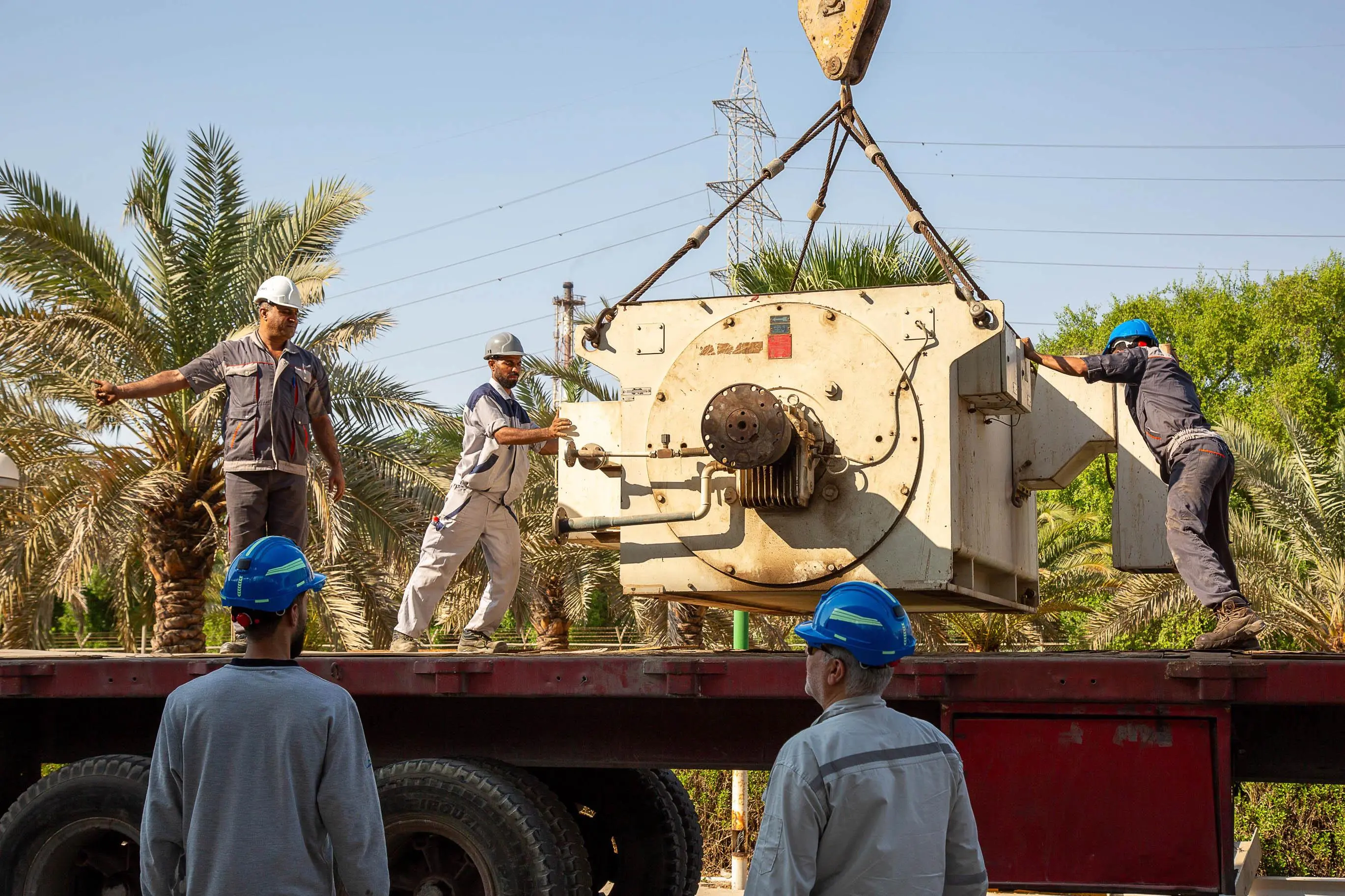 انجام تعمیرات اساسی تجهیزات هوای نواحی ۱ و ۲