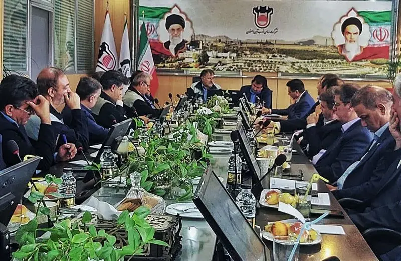 همکاری بانک رفاه کارگران و ذوب آهن اصفهان با ابزارهای نوین تامین مالی
