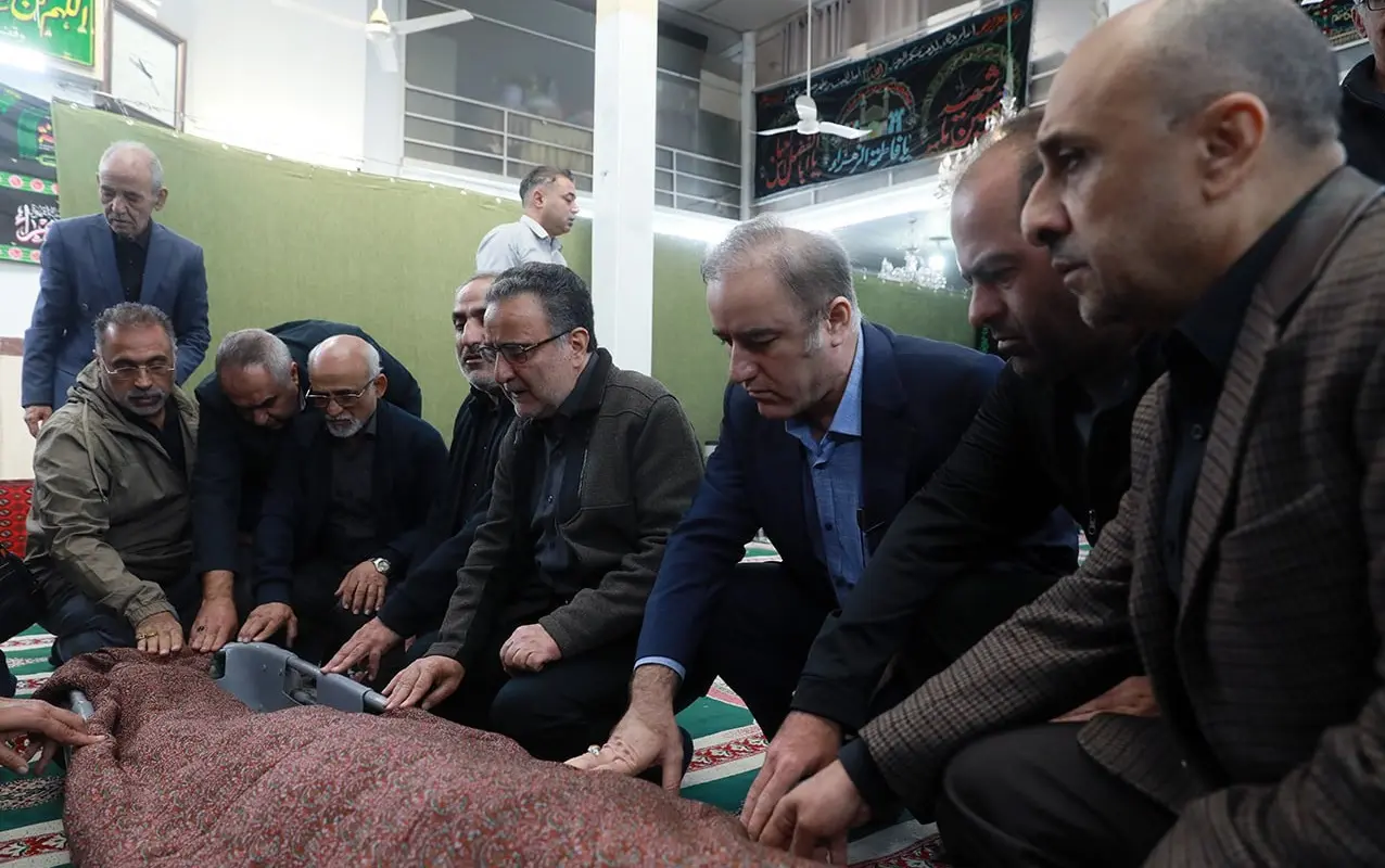 مراسم تشییع برادر سید مصطفی تاجزاده