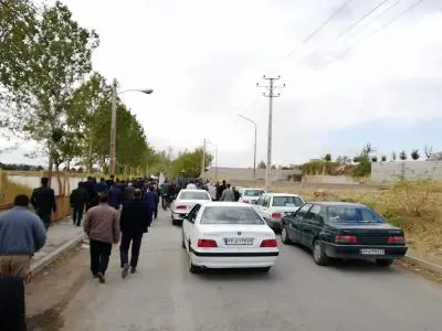 کشاورزان می‌خواهند صدای اعتراض خود را به گوش مسئولان برسانند/کمبود آب‌شرب تابستان با آب بی‌کیفیت چاه‌ها جبران شد+عکس