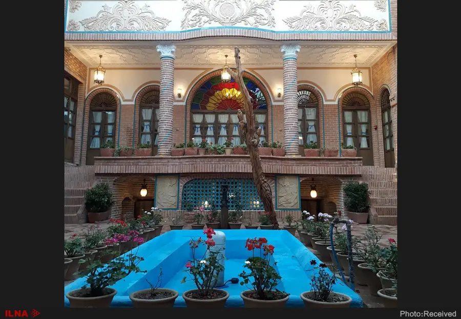 اقامت خارجیها در لوکیشن سریال زیرزمین