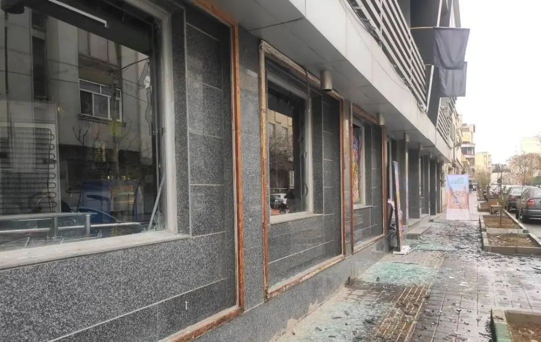 هنر با تخریبِ اماکن فرهنگی نمیمیرد/ دشمن تروریست به کدام سالنهای هنری حمله کرده است؟