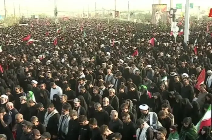 برگزاری مراسم وداع و تشییع پیکر مطهر رهبر شهید انقلاب در مسجد جمکران