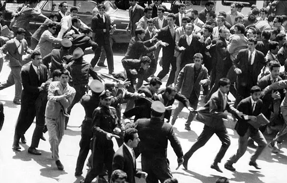 تنها عکاسِ شناخته شده قیام پانزده خرداد چه کسی است؟