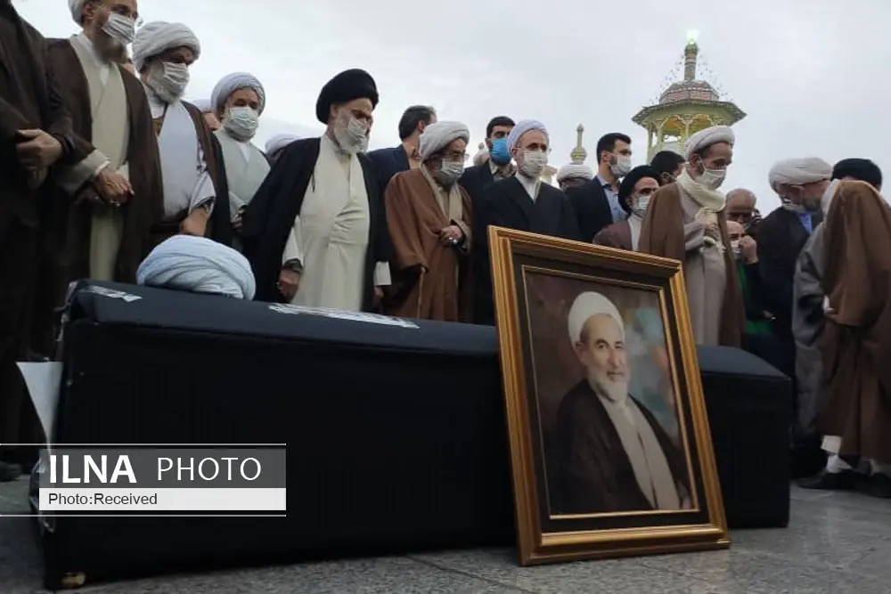 پیکر آیت الله یزدی تشییع شد + گزارش تصویری