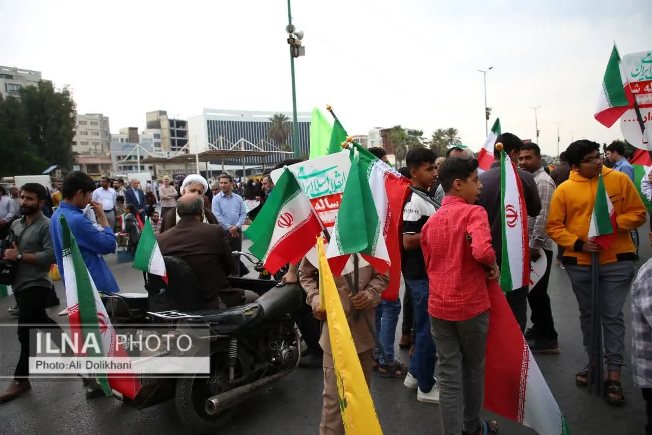 گزارش تصویری از راهپیمایی پرشور 22 بهمن در بندرعباس