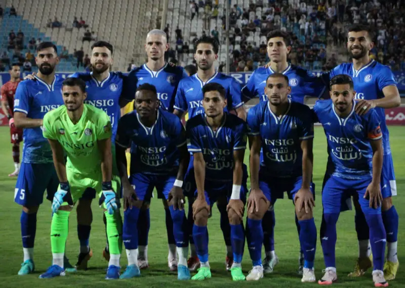 دو تیمِ یک استان، نتایجی کاملاً متفاوت/
چرا استقلالِ کم‌بودجه بالاتر از فولادِ صاحب‌ امکانات ایستاده است؟