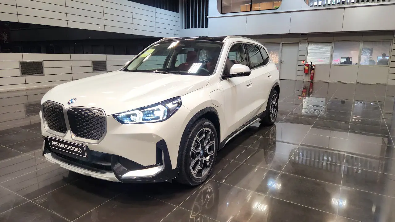 اعلام قیمت تکمیل وجه خودروی BMW iX1 مدل ۲۰۲۵ توسط پرشیا خودرو (گروه پرشیاموبیلیتی)