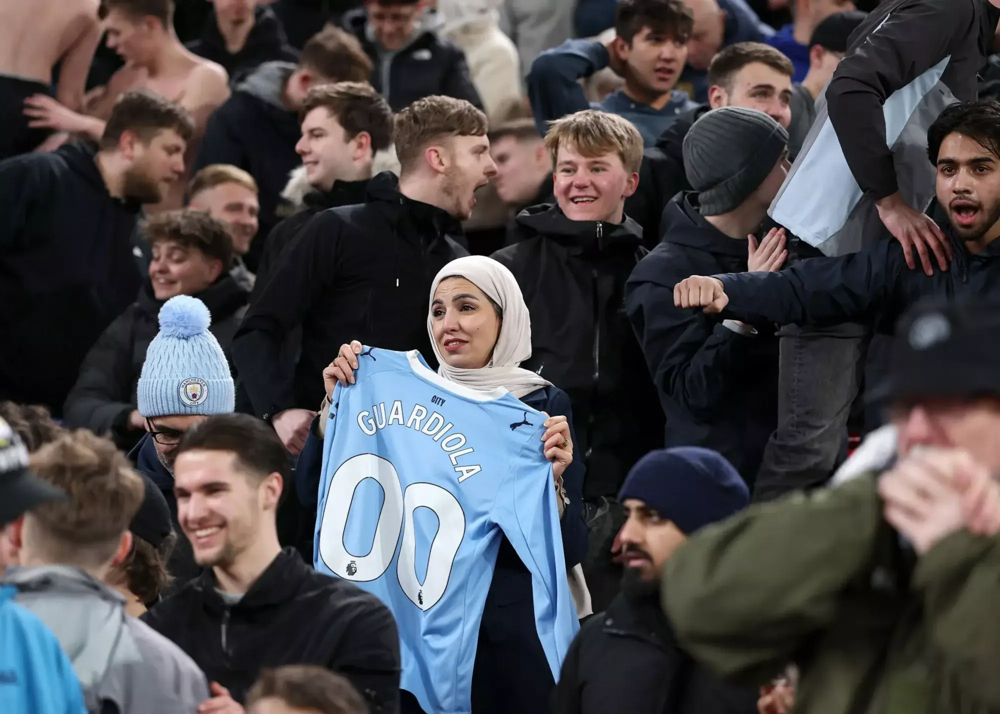 سیتی دست‌بردار تعقیب توپچی‌ها نیست