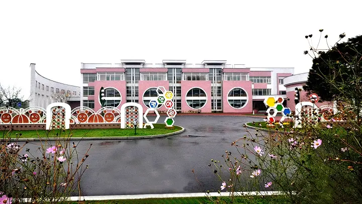 Laws Guarantee Children’s Rights in DPRK