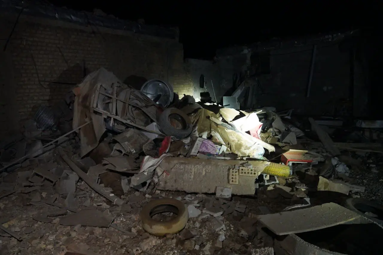 حمله صهیونی - آمریکایی به منطقه مسکونی در جنوب شرق شیراز/ تخریب ۱۰۰ درصدی خانه مددجوی تحت پوشش بهزیستی