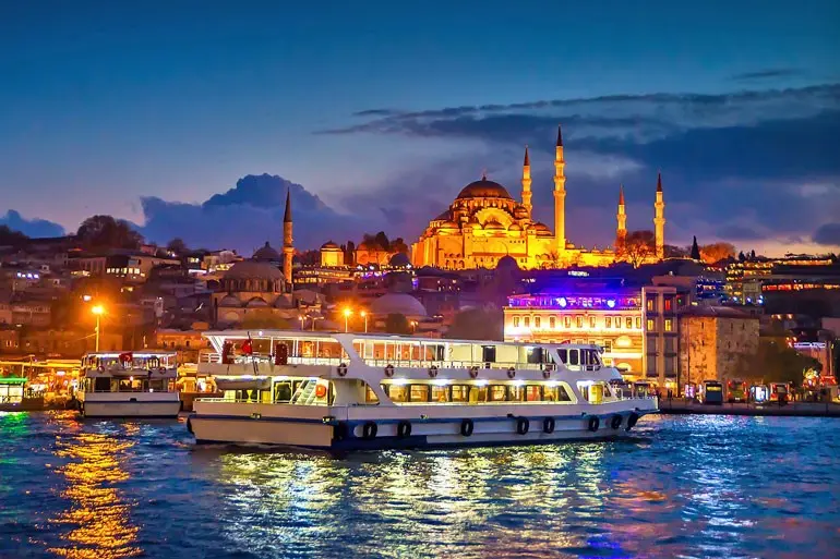 برای مسافرت به ترکیه چه فصلی از سال مناسب است؟
