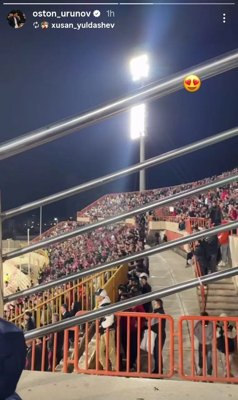 شگفتزدگی اورونوف از تشویق هماهنگ پرسپولیسیها