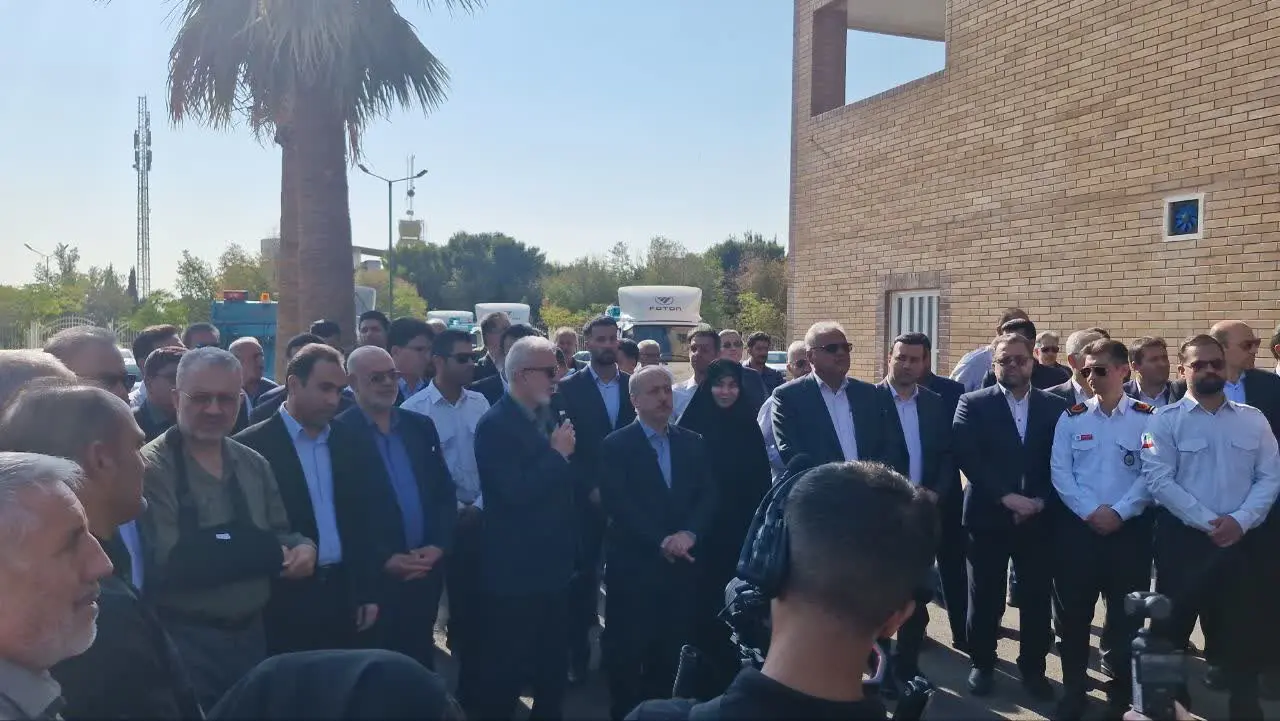افتتاح ایستگاه جدید آتشنشانی در منطقه ۷ و رونمایی از تجهیزات امدادی و خدمات شهری/ تداوم اجرای پروژهها در شرایط جنگی