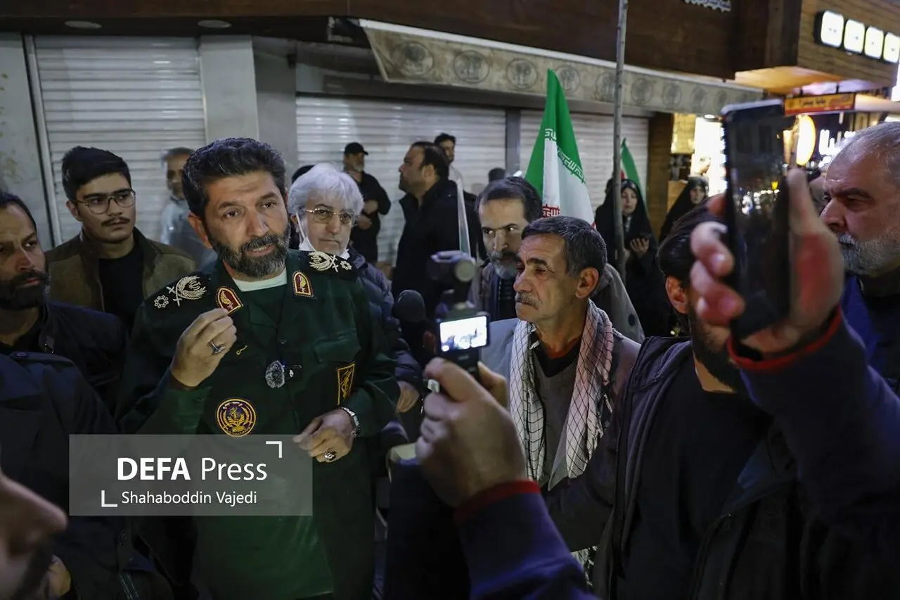 فرمانده بر ترک موتور