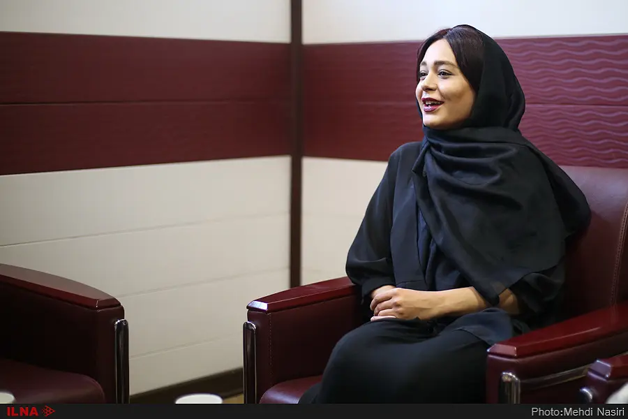گفتند رحمانیان حق ندارد اثری از بهرام بیضایی اجرا کند/دیدم که امام رضا به کمک یک دوتارنواز خراسانی میآید