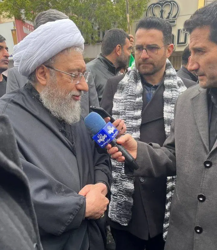 برگزاری مراسم روز جهانی قدس در چهاردهمین روز تحمیل جنگ به ایران/ تکبیر مردم همزمان با انفجارها در حوالی مسیر راهپیمایی+ فیلم و عکس