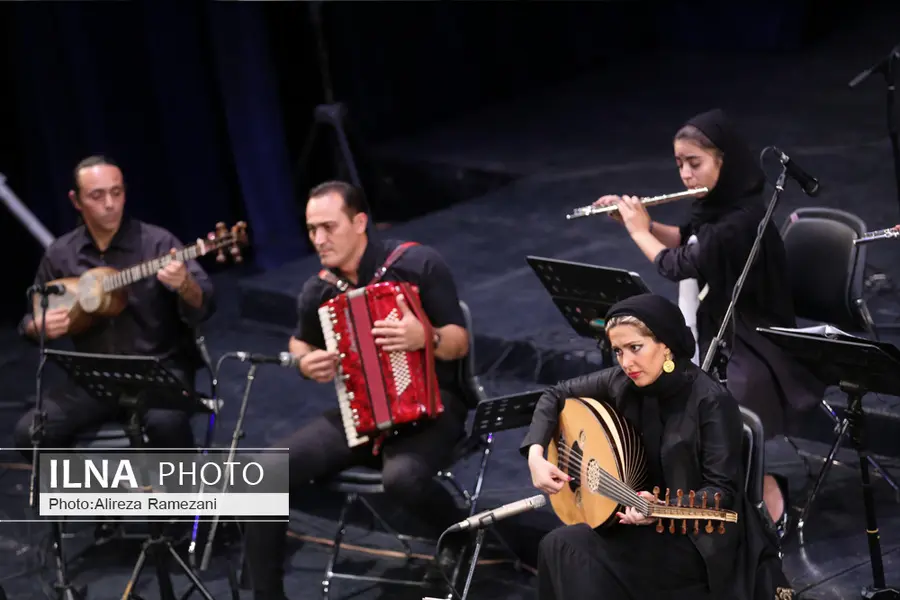 در تولیداتمان به قشر سالمند توجه نداریم/ با موسیقی کاسبی نمی‌کنم/ رمز ماندگاری «آوای شفق» همدلی است