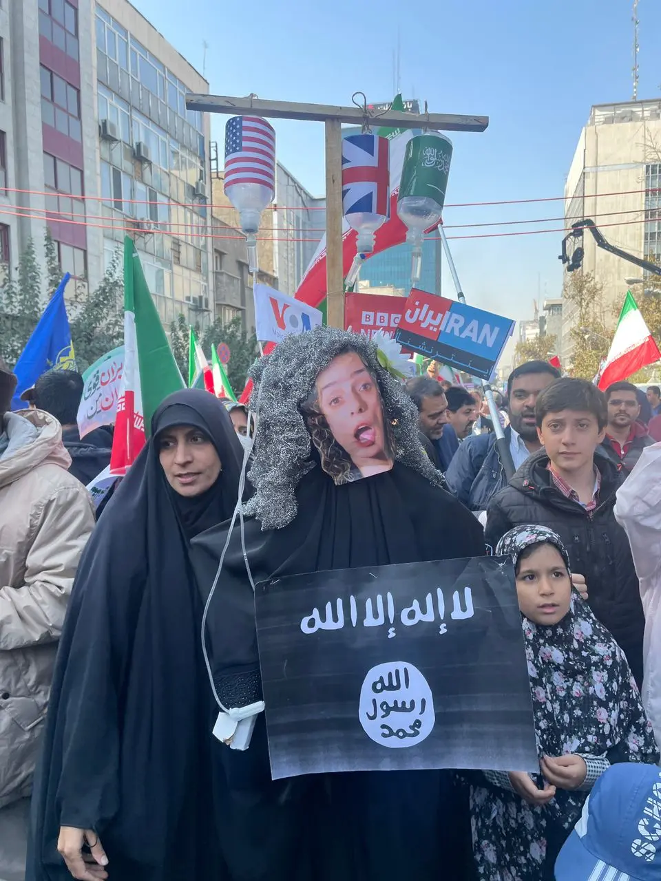 برگزاری مراسم راهپیمایی ۱۳ آبان + تصویر