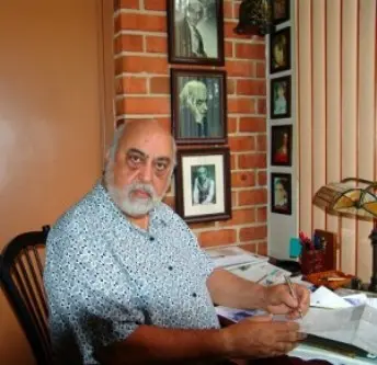 جزئیاتی از پیشینهٔ خانهٔ نیما از زبان پسرش/ آیندهٔ خانه نیما بستگی به تصمیم دولت و مردم ایران دارد