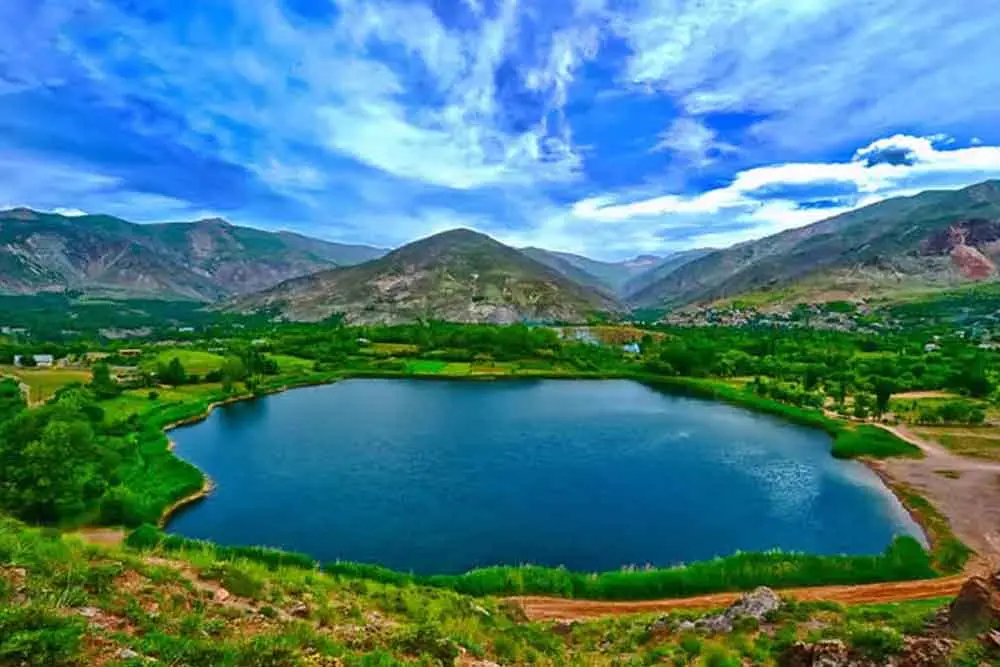 مشاهده شکوه تاریخ و طبیعت در سفر به استان قزوین
