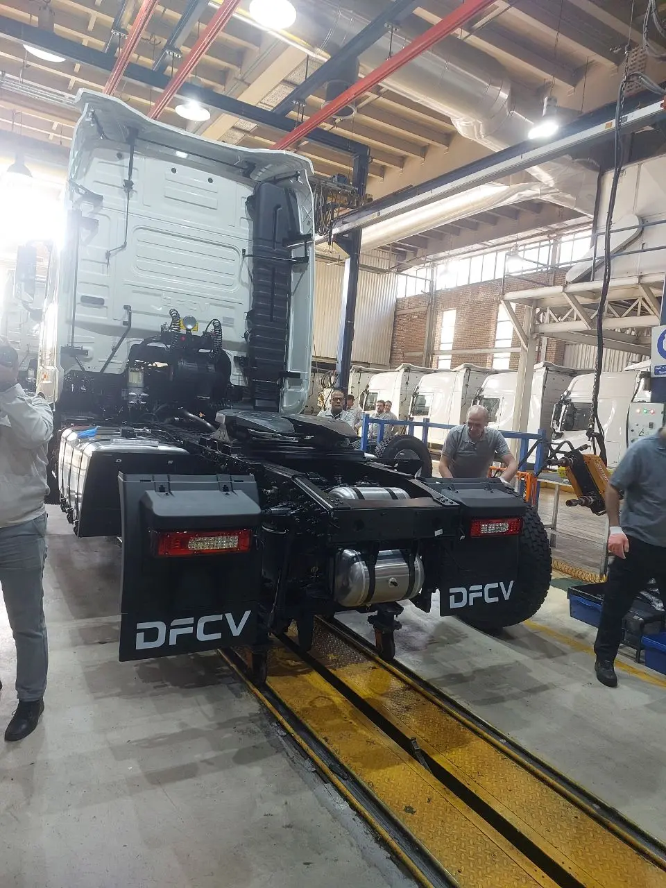 افتتاح خط تولید کشنده جدید GX560 سایپادیزل با حضور مدیران ارشد سایپا