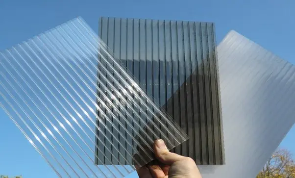ورق پلی کربنات، بهترین جایگزین برای شیشه