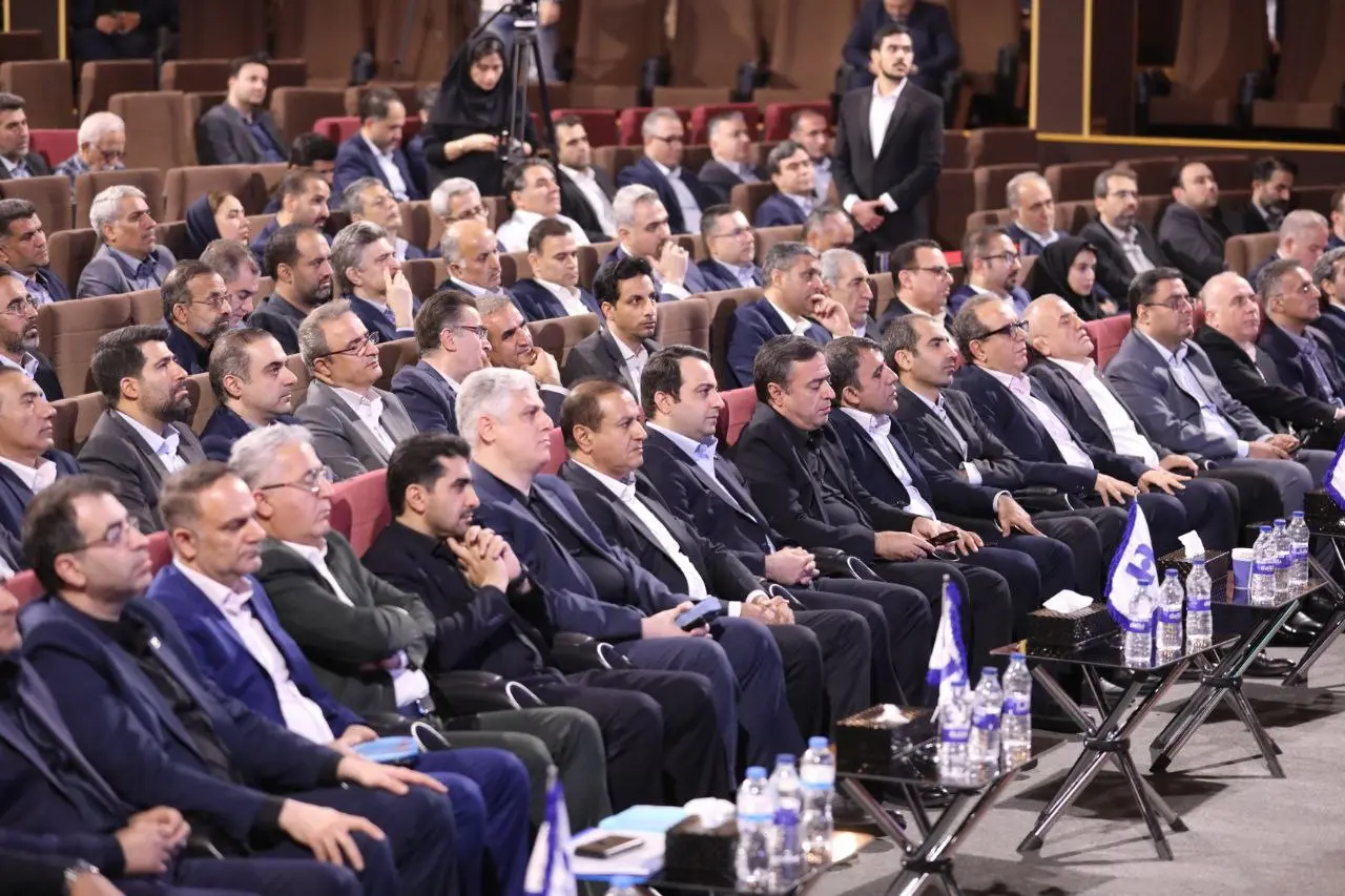 صورت‌های مالی سال ۱۴۰۳ بانک صادرات ایران تصویب شد