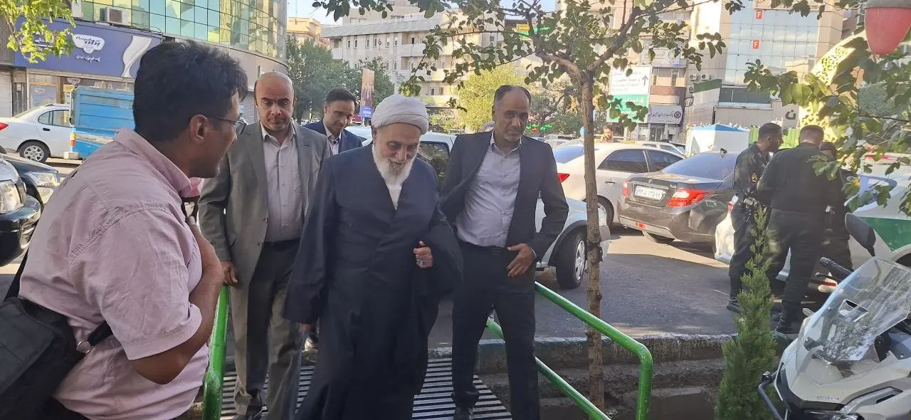 برگزاری مراسم ترحیم خواهر عرقچی با حضور چهره‌های سیاسی + تصاویر
