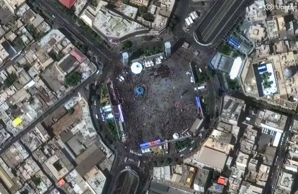 شرکت آمریکایی وسعت مراسم تشییع رهبر شهید انقلاب را ثبت کرد+ تصاویر