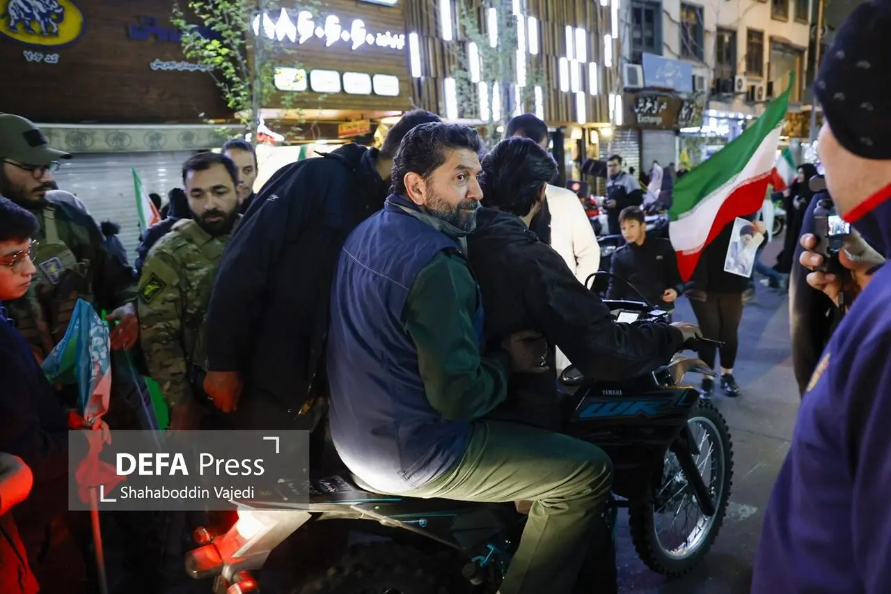 فرمانده بر ترک موتور