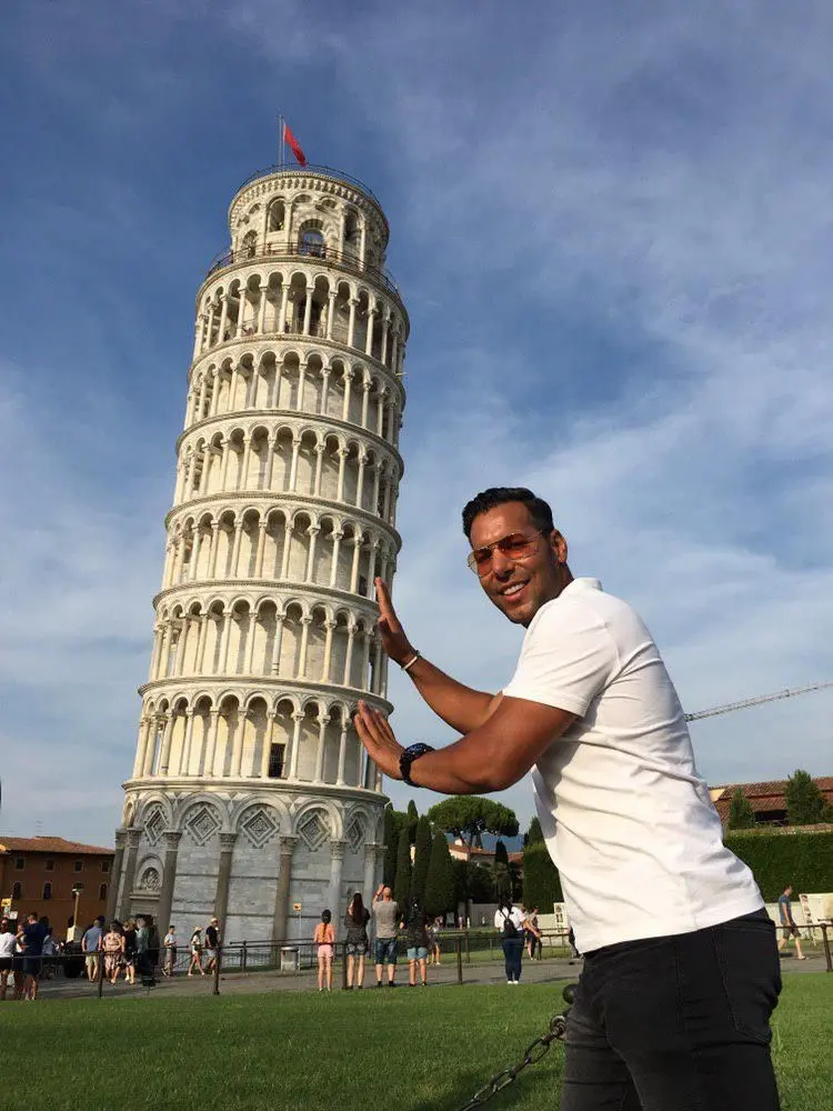 The adventures of "Benyamin Rezaei" on a trip to 60 countries!