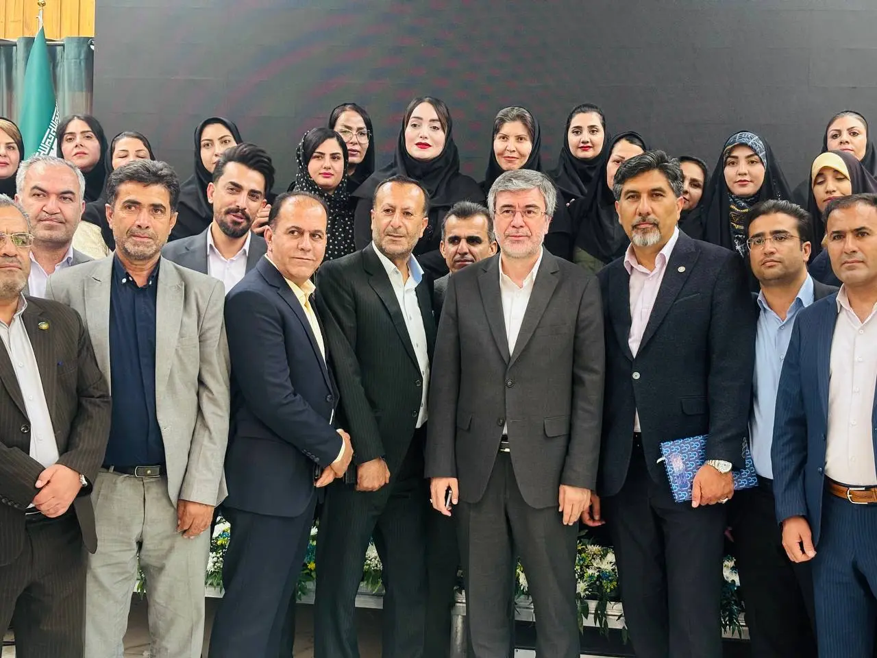 حذف شرط پرتفوی مثبت برای تمدید پروانه شبکه نمایندگان بیمه ایران