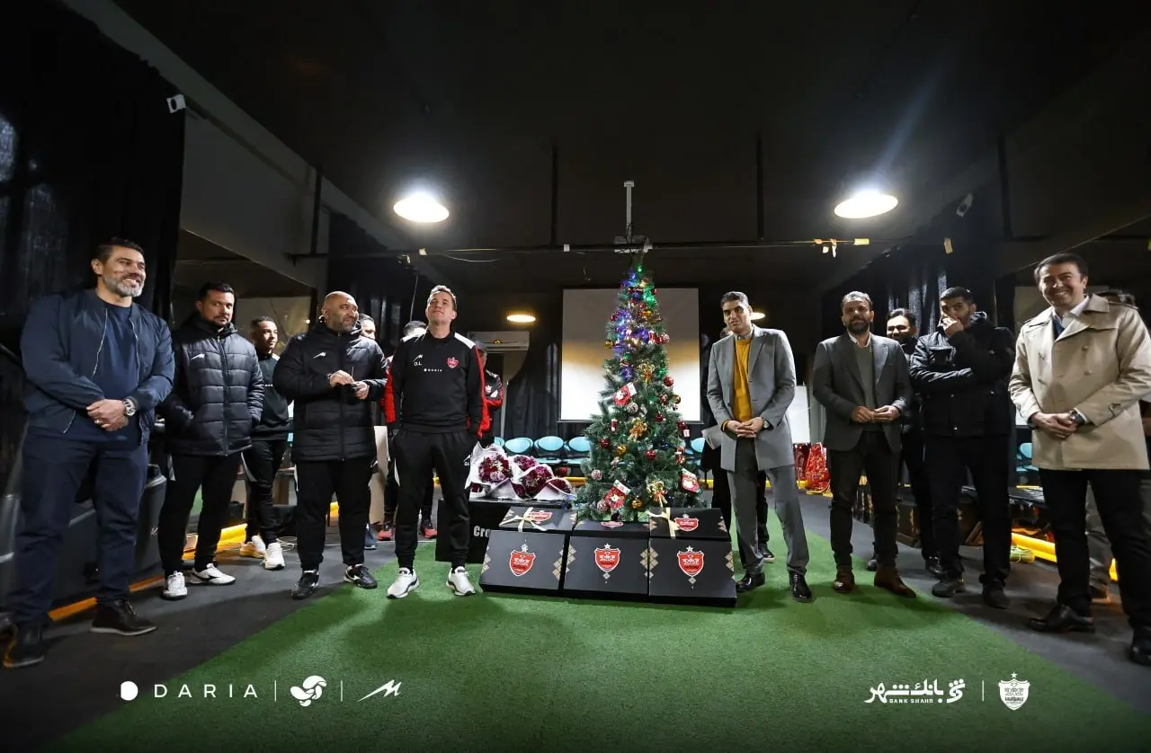 تبریک باشگاه پرسپولیس به مربیان و بازیکنان مسیحی به مناسبت کریسمس