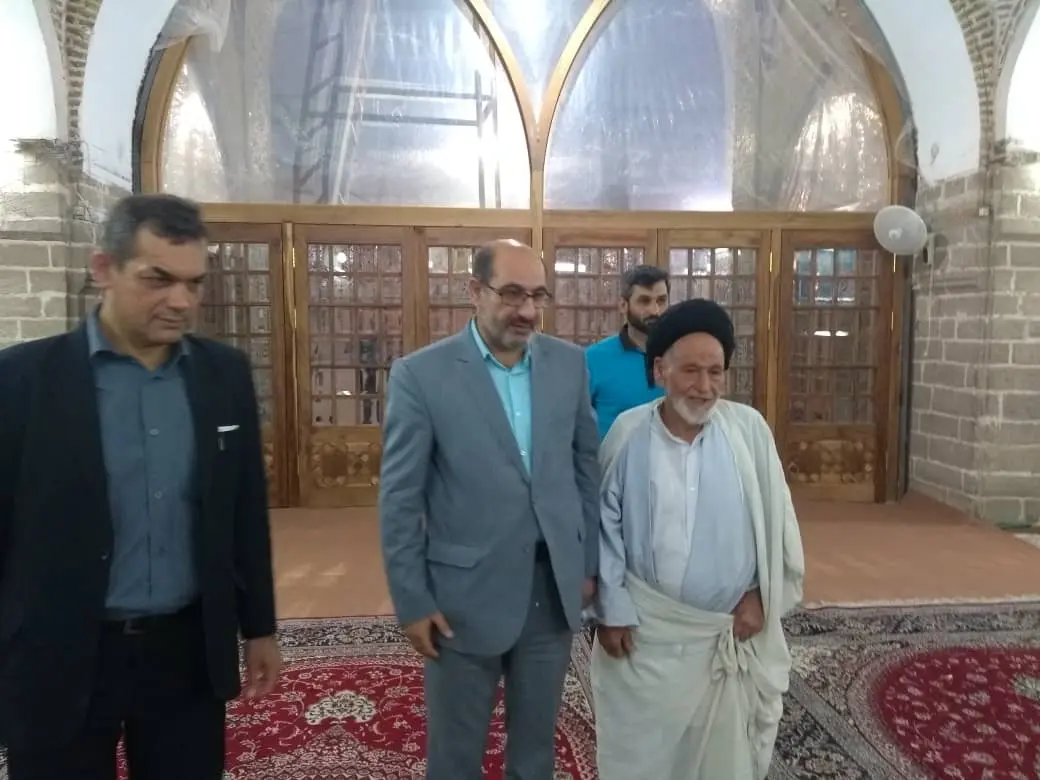 بازدید فرماندار و رئیس اداره میراث فرهنگی از مسجد جامع دزفول