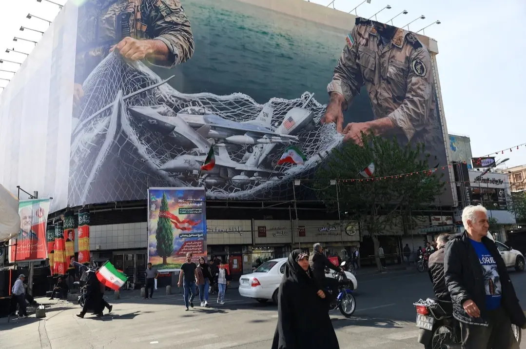 شیطان بزرگ آرزوی تصاحب ایران را به گور میبرد+ بنرها