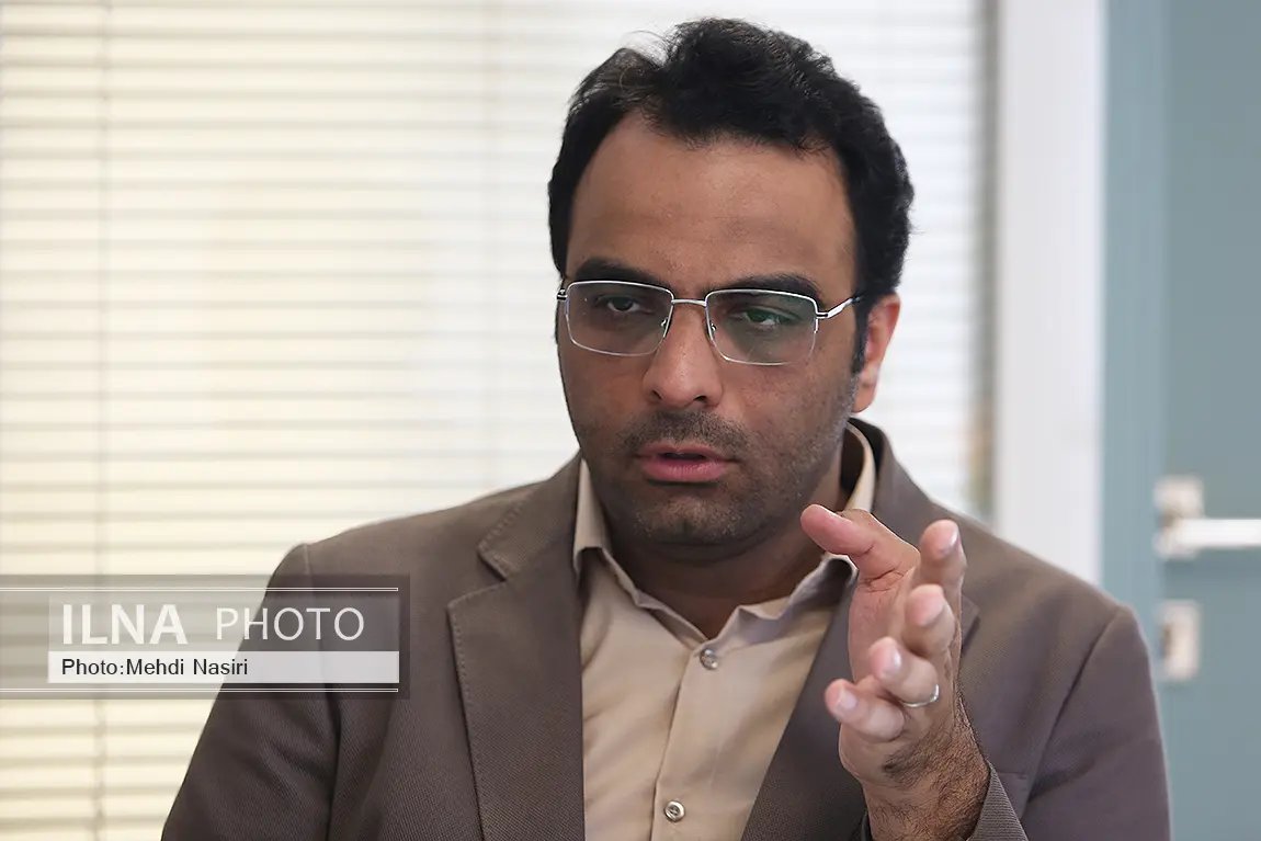 بلاتکلیفی لایحه حمایت از بیماران دارای اختلال روان بعد از یک دهه!/ نصف بیمارانِ روانپزشکی به پزشک مراجعه نمی‌کنند/ طول عمرِ مردم برای سیاستگذاران بیشتر اهمیت دارد تا کیفیت‌ِ زندگی‌شان! + فیلم